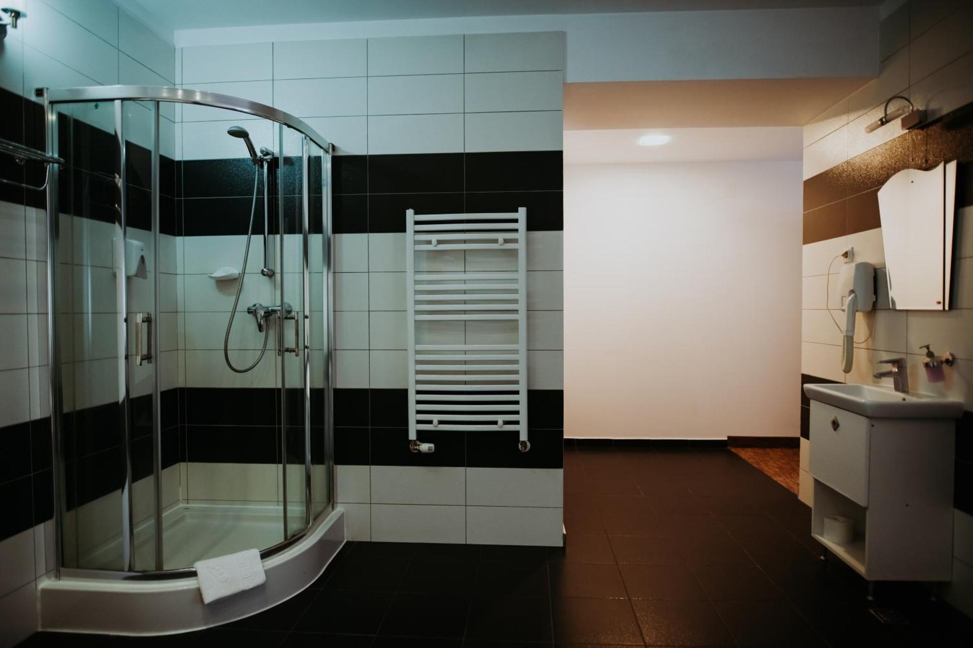 Hotel Select Sibiu Exterior photo